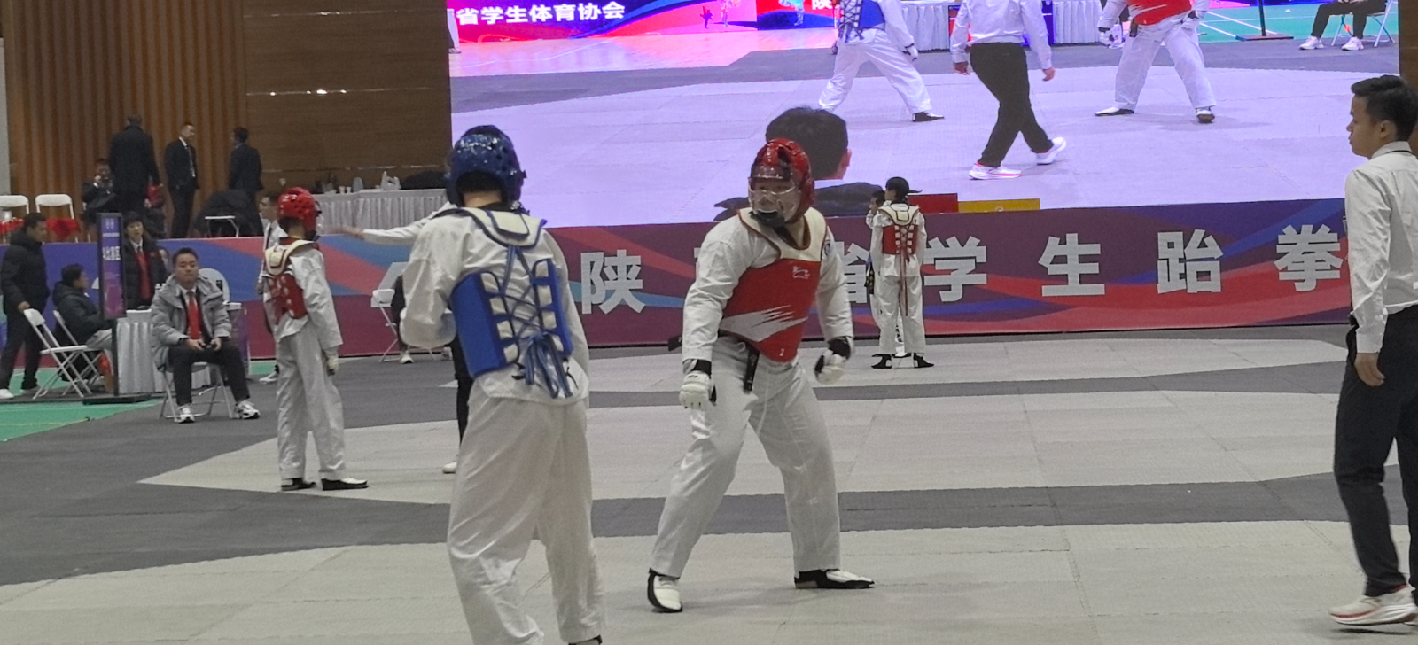上场精彩-3（红方运动员刘泽宇）.jpg